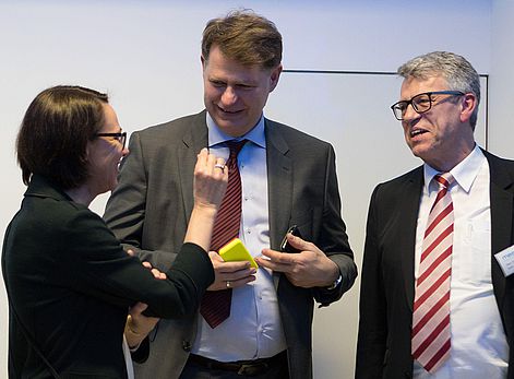 Eindrücke aus dem Labor Eindrücke aus dem Labor
