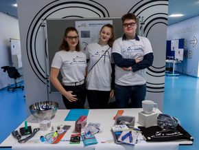 Auch dieses Jahr gab es wieder zahlreiche Preise beim Technikquiz zu gewinnen. Auch dieses Jahr gab es wieder zahlreiche Preise beim Technikquiz zu gewinnen.